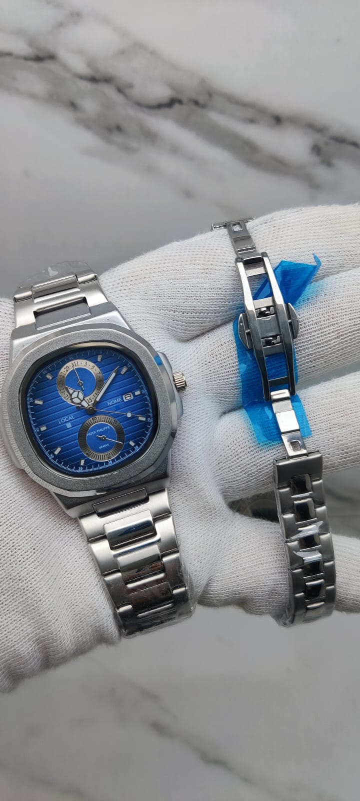 Luxury Couple Analog Watches Set – Matching His & Hers Timepieces